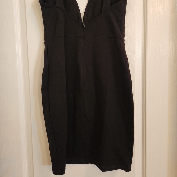 LULU'S PLUNGING WIRE NECKLINE BODYCON DRESS SZ MEDIUM - Picture 5 of 8